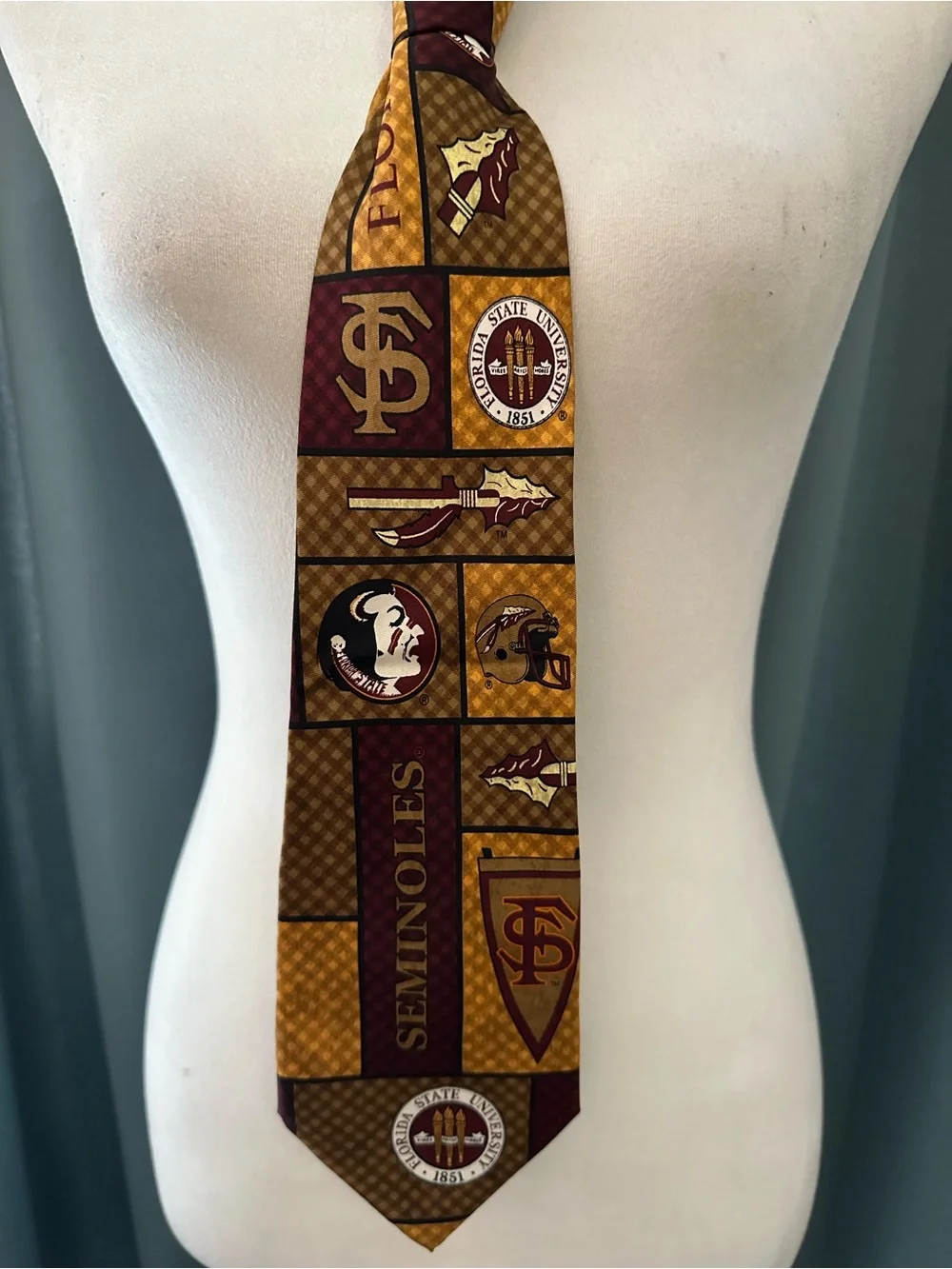 Florida State University Seminoles men’s necktie by Eagle Neckwear
